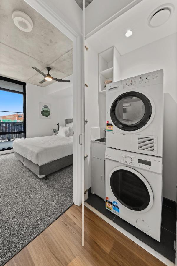 Rambla At Solarino House Aparthotel Μελβούρνη Εξωτερικό φωτογραφία
